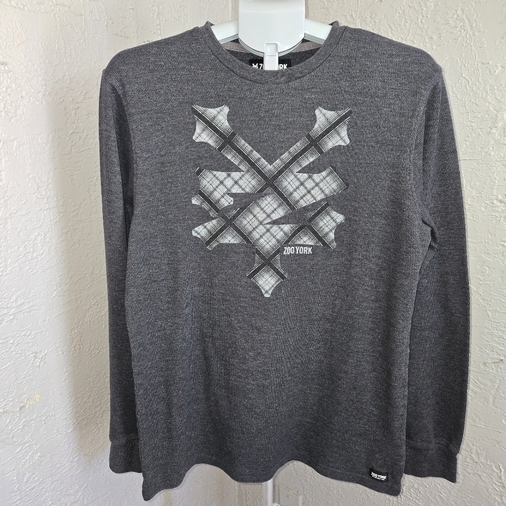 Zoo York Men's Gray Plaid Graphic Long Sleeve Henley Shirt